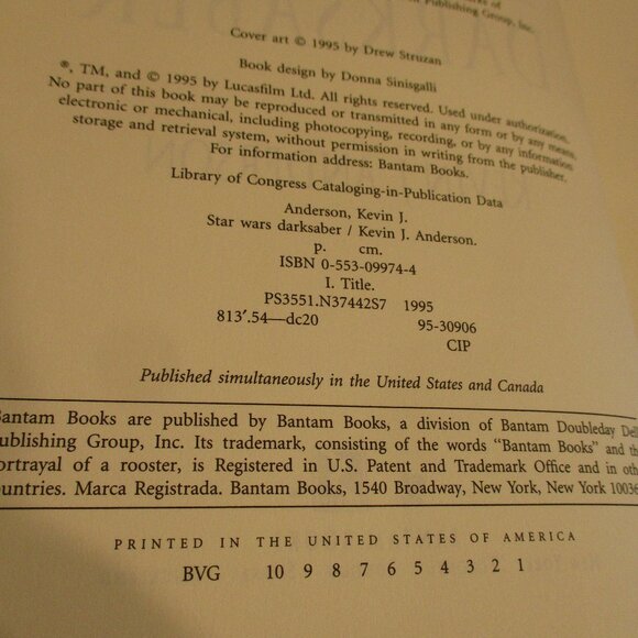 Star Wars Dark Saber Vintage 1995 Medium Black White Reading Book - Picture 5 of 6